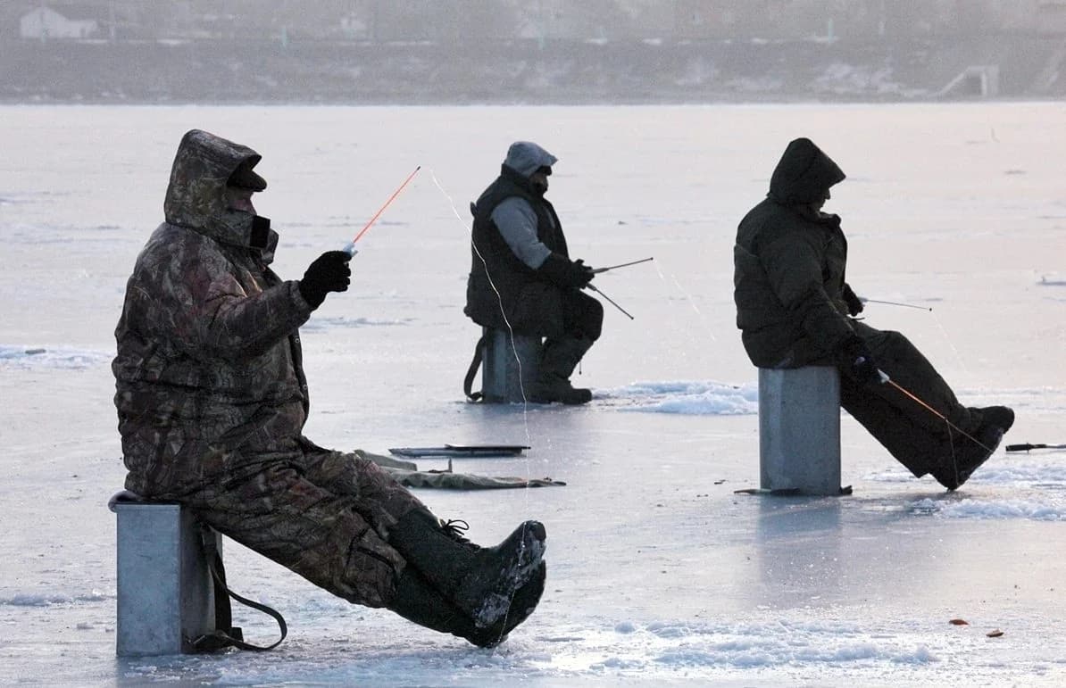 Рейд на Кременчуцькому водосховищі: затримали 20 порушників рибальства