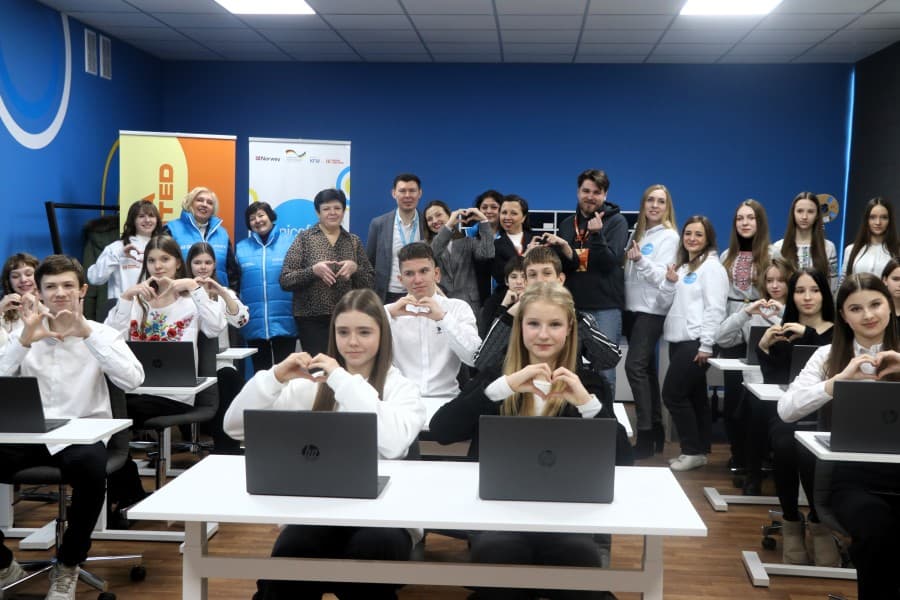 Безкоштовне навчання та підготовка до НМТ: у Полтаві створили пʼять освітніх центрів