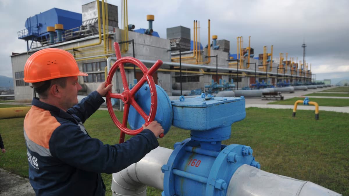 На Полтавщині зупинили роботу газовидобувних об'єктів ДТЕК після атаки