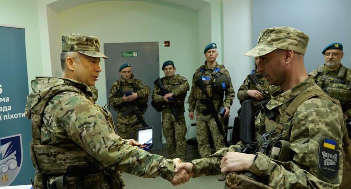 Військовий із Полтавщини отримав «Золотий Хрест» від Головнокомандувача ЗСУ