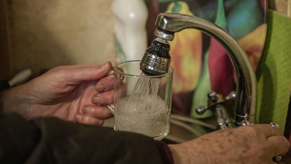 Через аварію на мережі частина Полтави лишилась без води: перелік адрес