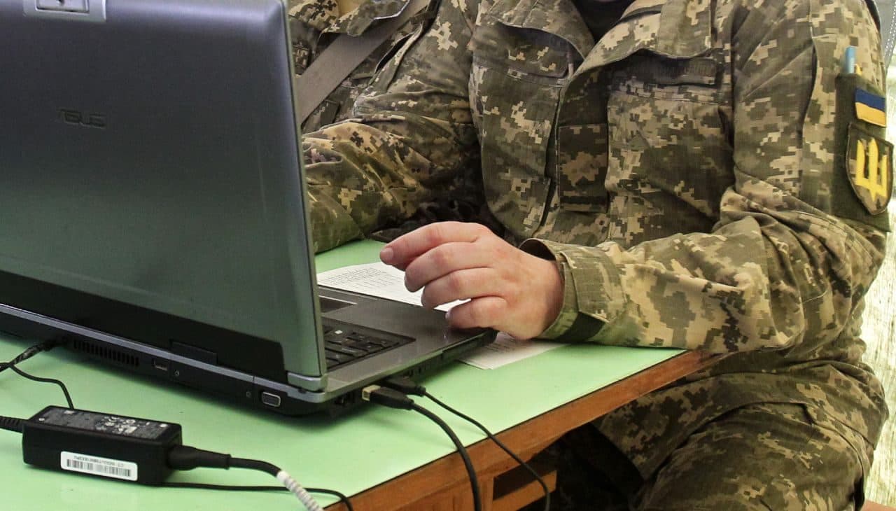 Майже 50 ветеранів та ветеранок з Полтавщини безкоштовно опанували нові професії