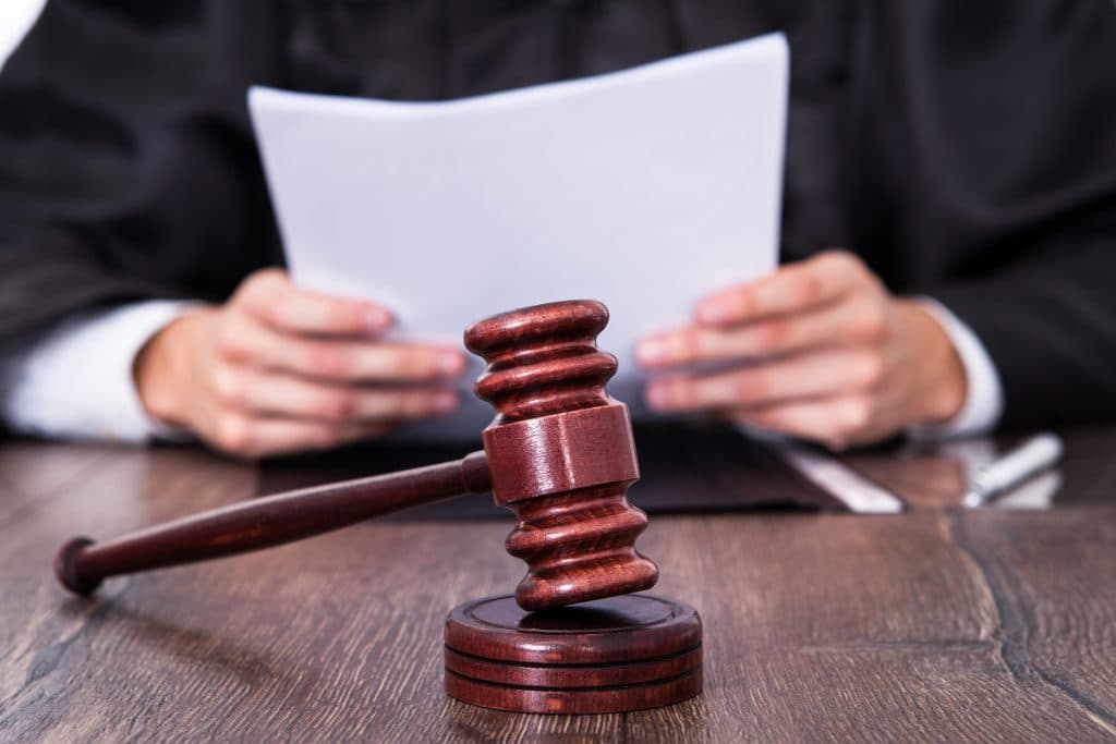 Полтавську посадовицю судитимуть за земельні махінації
