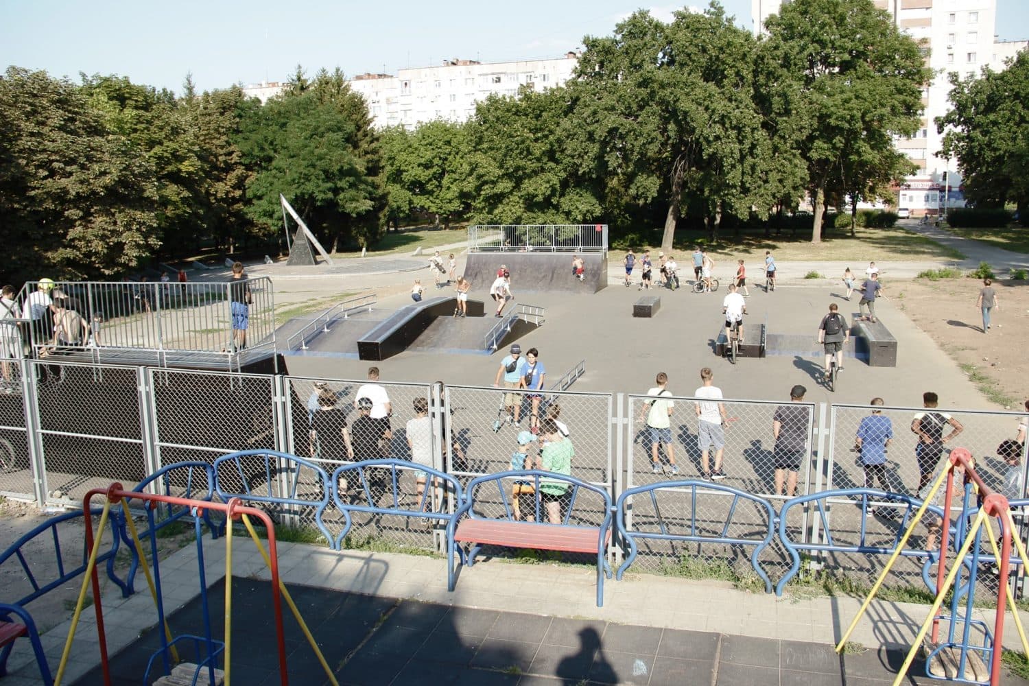 До кінця вересня у Полтаві оновлять покриття скейт-парку