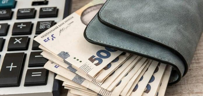 Де на Полтавщині чиновники отримують найвищі середні зарплати