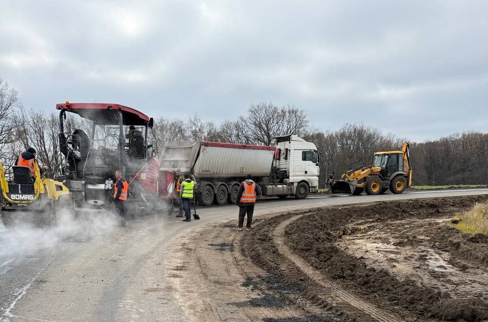 У 15 громадах Полтавщини ремонтуватимуть дороги: перелік