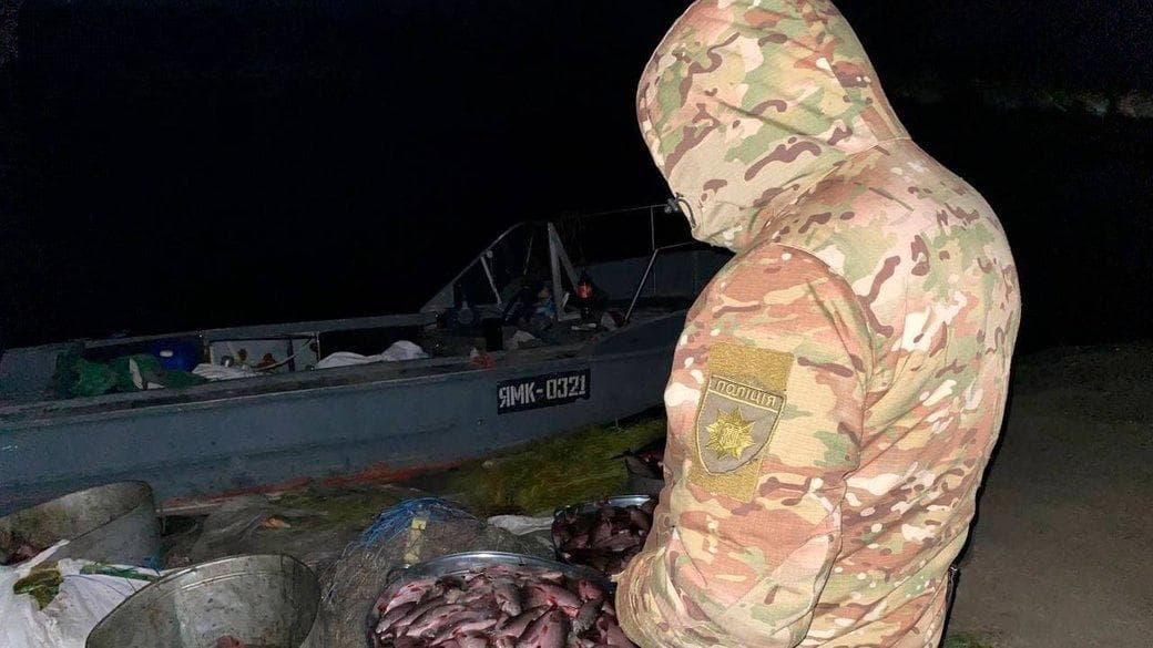 Рибний промисел: на Полтавщині патрульні ловили двох браконьєрів