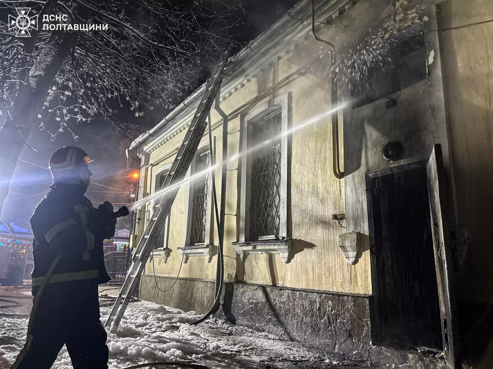 У Полтаві горіла будівля колишньої Хабадської синагоги