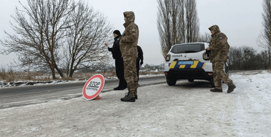 У Полтаві чоловік намагався підкупити службовців ТЦК за 5 000 доларів