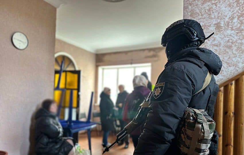 Ізоляція та невідомі ліки: на Полтавщині перевіряють «реабілітаційний» центр