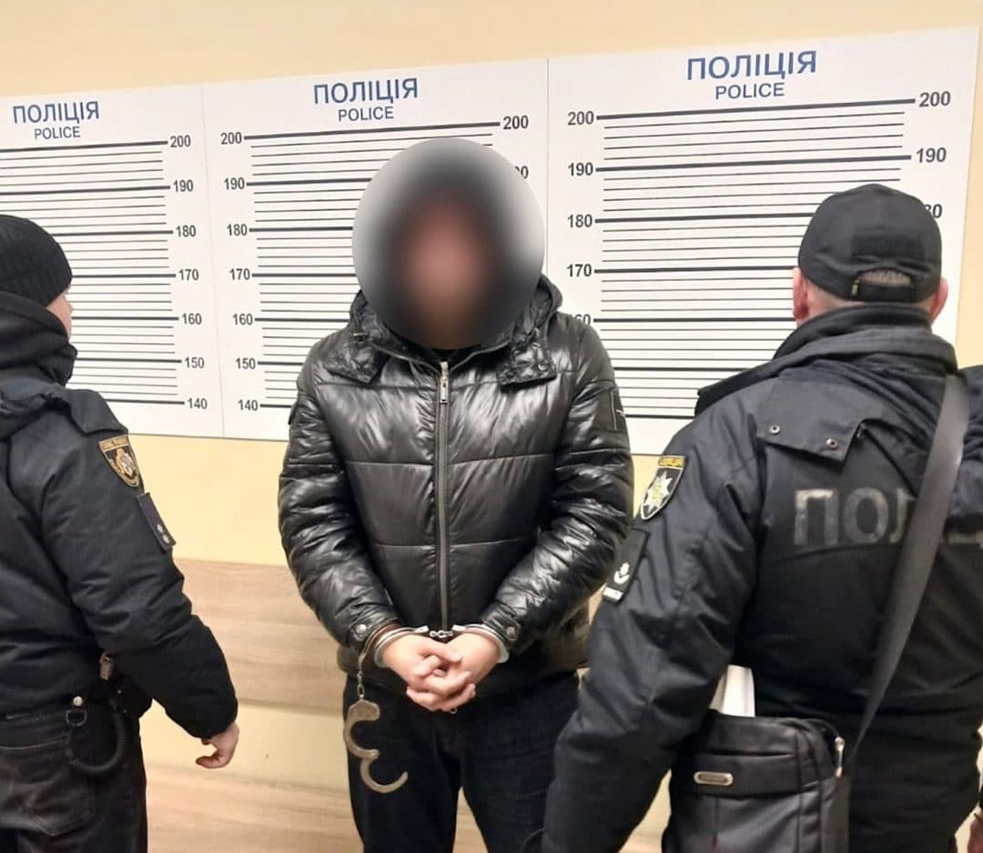 Жителя Полтавщини затримали за крадіжку 150 тисяч із фітнес-клубу