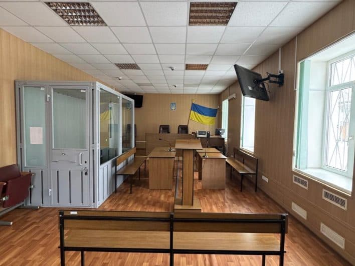 Аварійні будівлі та відсутність укриттів: у судах Полтавщини виявили порушення