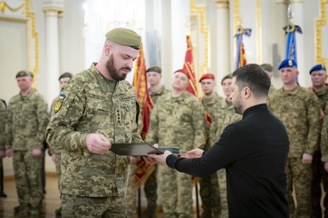 Воїна з Полтавщини тричі нагородили «Хрестом бойових заслуг»