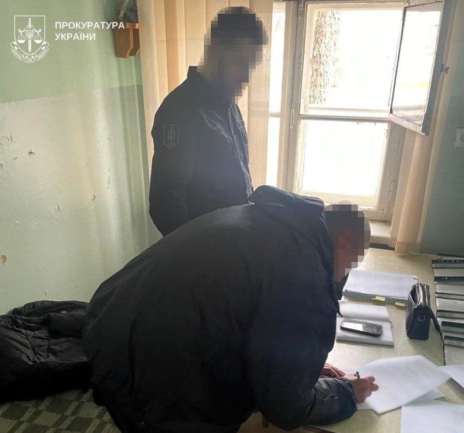 На Полтавщині шахраї виманили у військового майже 15 тисяч доларів