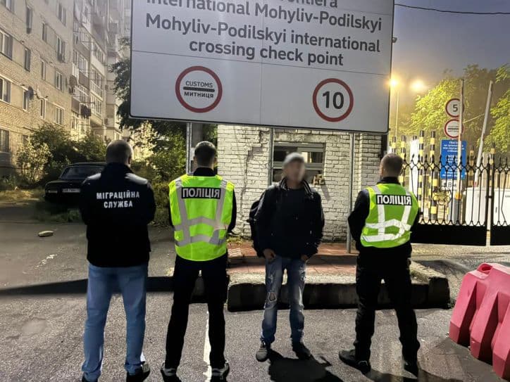 Переховувався 15 років: на Полтавщині викрили нелегала та видворили з країни