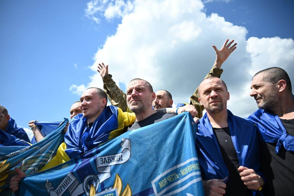 Троє жителів Полтавщини повернулися з полону росіян