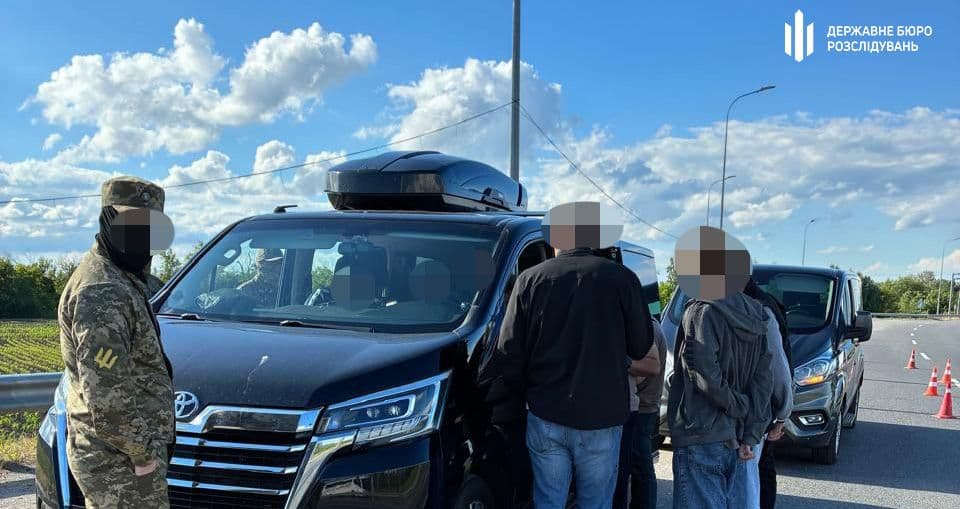 Авто та житло у Варшаві: на Полтавщині правоохоронця підозрюють у незаконному збагаченні на 22 мільйони