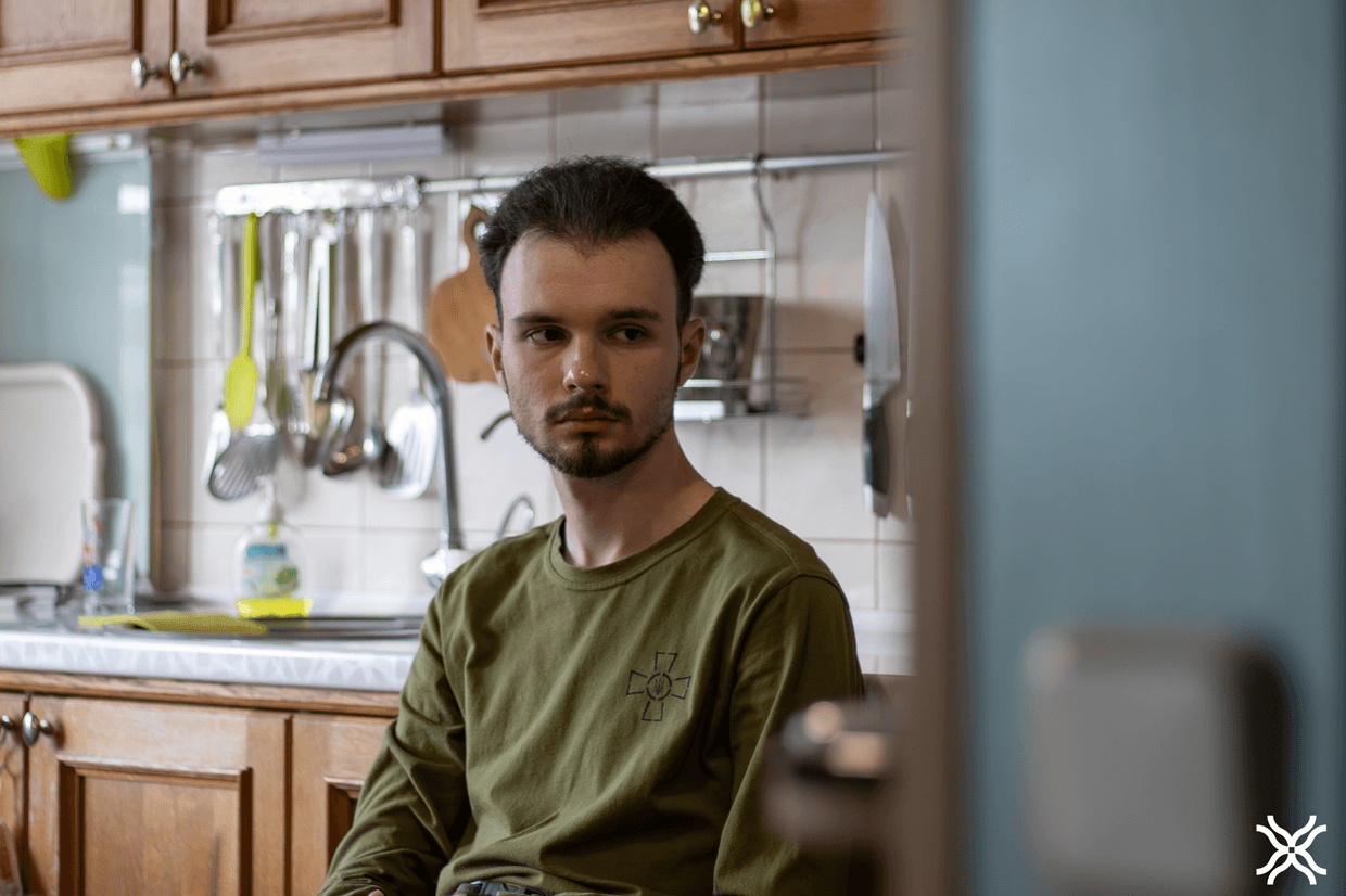 Воїн Артем Упоров