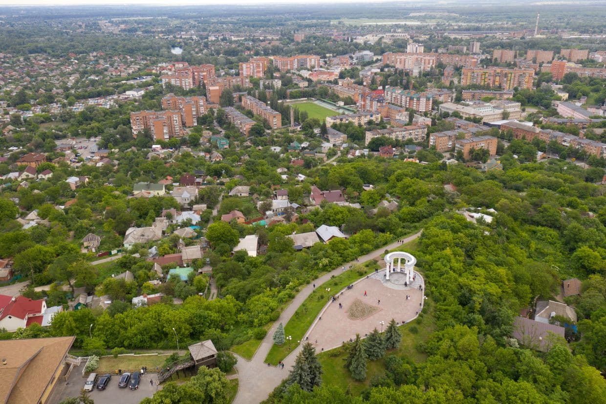 Трагедія на залізниці, меморіал воїнам та зміни для водіїв — головне за добу на Полтавщині