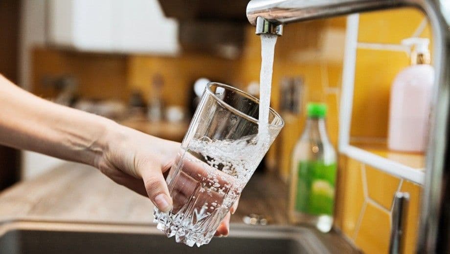 Вода