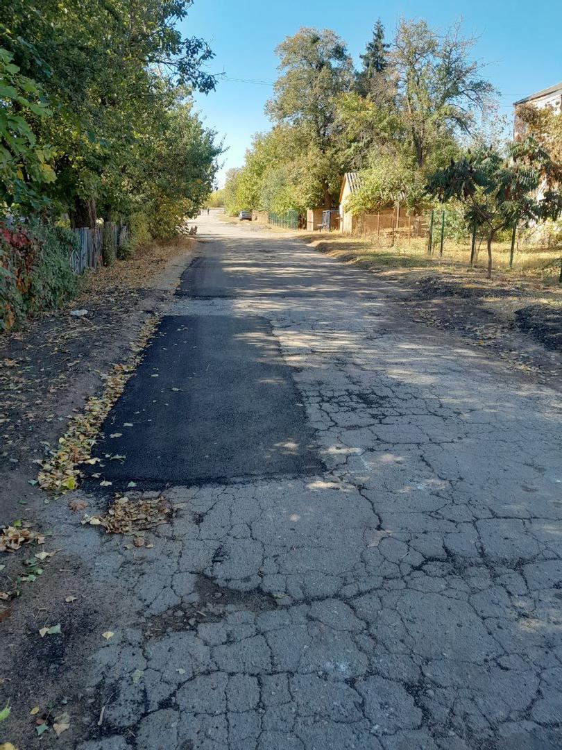 Жителі Біологічного скаржаться на ямковий ремонт дороги до селища